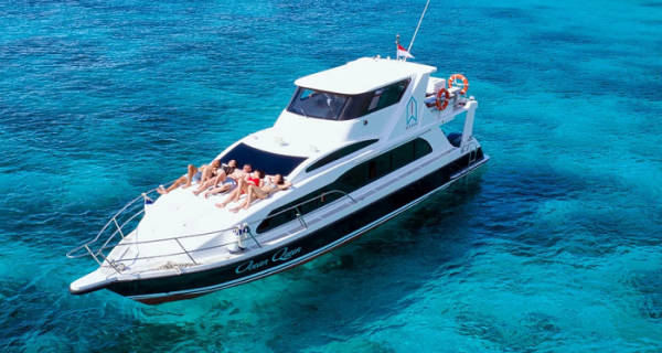 Bose Speedboat, Boat trip Labuan Bajo, Komodo boat trip, Komodo Island boat, Komodo tour Lombok, Komodo boat trip, Komodo boat trip, Bose, Komodoexplore, Komodoboatstour,