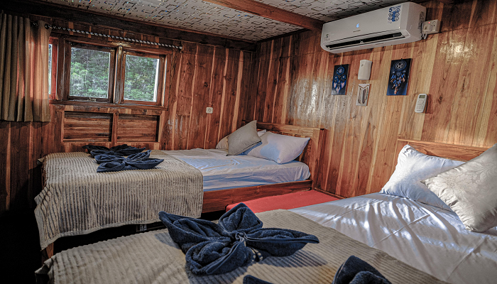 sailing boat labuanbajo, sailing boat to komodo, lombok to komodo boat trip, komodo boat trip, komodo dragon enclosure size, komodo 2025 , komodo boat tour 3d 2n, komodo island 3 day tour , komodo boat trip 4d 3n , komodo island fee , komodo island tour 3 days sailing boat to komodo island, boat trip to komodo, boat trip to komodo national park, boat trip to komodo island, komodo, komodo dragon, komodo island, komodo national park, komodo trip, komodo, Private suite with ocean view on luxury Komodo liveaboard, Luxury Komodo boat tour, private Komodo liveaboard