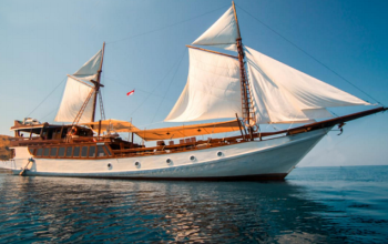 komodo luxury trip, komodo luxury cruise, komodo luxury labuan bajo, komodo luxury tour, komodo luxury cruise lombok, komodo