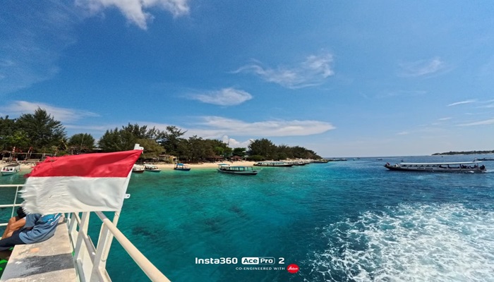White-sand beaches and crystal-clear sea at Gili Trawangan, the liveliest of the Three Gili Islands
