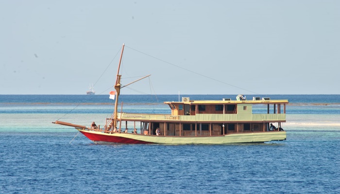 Komodo-tours-komodo-tour-package-4days-lombok-to-labuan-bajo